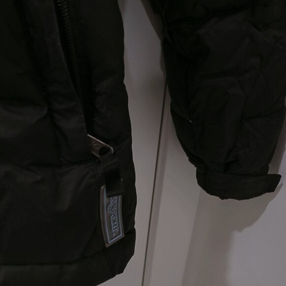 JanSport Star Patch Puffer Jacket - Picture 5 of 8